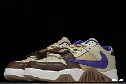 Travis Check The Scott FZ8117-900 x Jordan Cut 1122